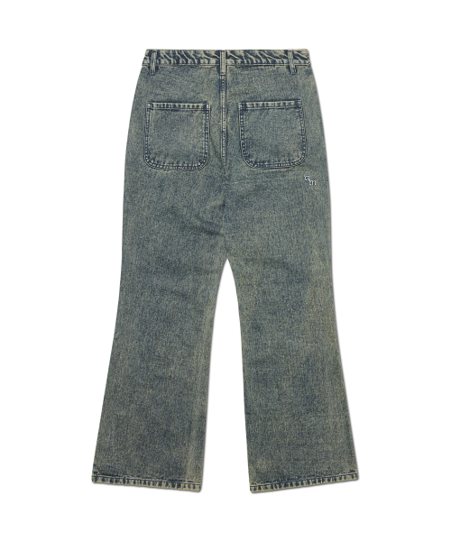 NOMANUAL(NOMANUAL)の「SOFT FLARE DENIM PANTS - WASHED BLUE(デニムパンツ・レディース・その他・SMALL/MEDIUM/LARGE/X-LARGE)」の2枚目の写真