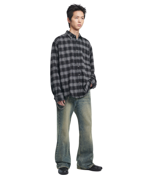 NOMANUAL(NOMANUAL)の「SOFT FLARE DENIM PANTS - WASHED BLUE(デニムパンツ・レディース・その他・SMALL/MEDIUM/LARGE/X-LARGE)」の3枚目の写真