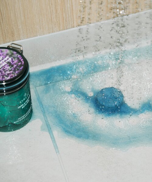 BIRTHDAY BAR（バースデイバー）の「ORLIC BATH BOMB　入浴剤／洗顔剤／シャワースチーマー（入浴剤・バスケア・レディース・グリーン/パープル/オレンジ・0）」の15枚目の写真