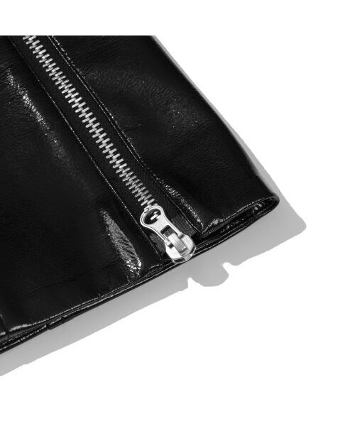 EXTRAORDINARY(エクストラオーディナリー)の「WOMEN ENAMEL SKIRT BLACK(スカート・レディース・その他・SMALL/X-SMALL)」の4枚目の写真