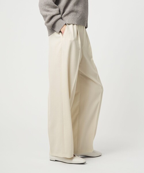green label relaxing（グリーンレーベルリラクシング）の「イージー ストレート パンツ（その他パンツ・レディース・オフホワイト/ダークグレー/モカ・36/38）」の7枚目の写真
