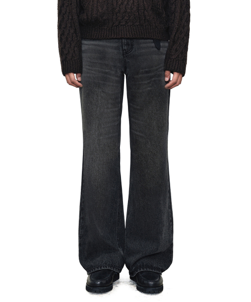 DECET(デケト)の「Loose Flared Jeans DCPT066Black(デニムパンツ・メンズ・その他・26/28/30/32/34)」の2枚目の写真