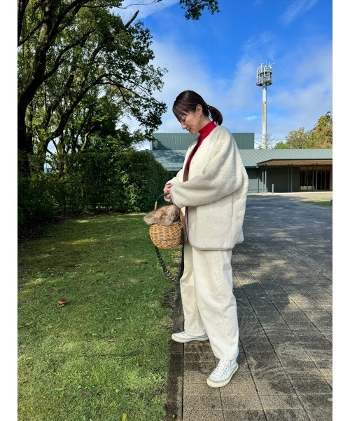 Day and Grade(デイアンドグレイド)の「【前田ゆかセレクト】ボア×キルト リバーシブルコート / ストレッチ・軽量(ノーカラーコート・レディース・アイボリー/ブラック・FREE)」の16枚目の写真