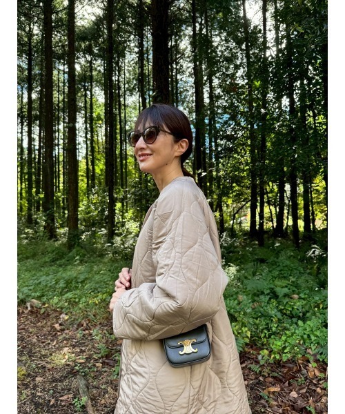 Day and Grade(デイアンドグレイド)の「【前田ゆかセレクト】ボア×キルト リバーシブルコート / ストレッチ・軽量(ノーカラーコート・レディース・アイボリー/ブラック・FREE)」の22枚目の写真
