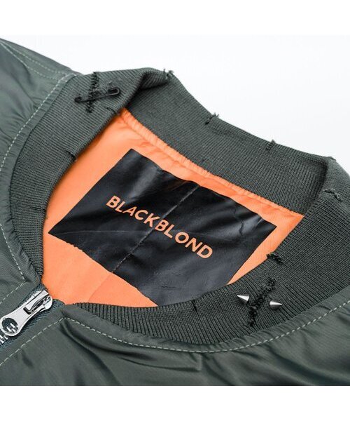 BLACK BLOND（ブラック ブロンド）の「ビビディリップトカスタムスプレイドロゴエムエイワンボンバージャケット（カーキ）（ブルゾン・レディース・その他・LARGE/MEDIUM/X-LARGE）」の3枚目の写真