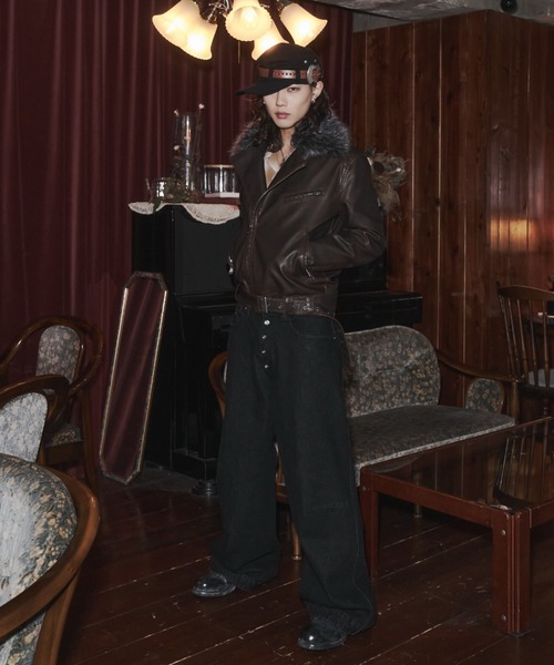 INTER FACTORY(インターファクトリー)の「takumu(MUU STUDIO) - Three-dimensional wide pants / 立体的ワイドパンツ(デニムパンツ・メンズ・ブラック・3/2/1)」の12枚目の写真