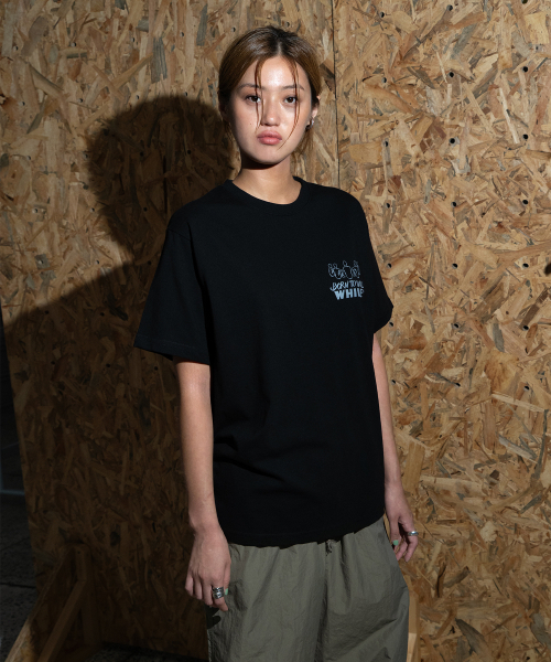 WHILE(ワイル)の「ボントゥウォールTシャツ(BLACK)(Tシャツ/カットソー・レディース・その他・MEDIUM/LARGE/X-LARGE)」の6枚目の写真