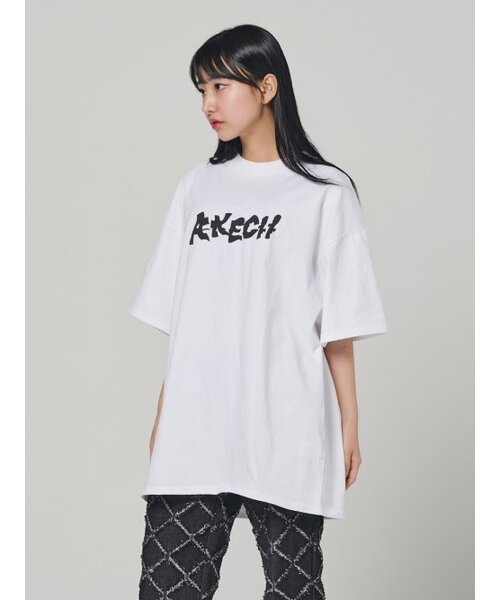 AKECII（アケシ）の「オーバーサイズエンボ半袖Tシャツホワイト（Tシャツ/カットソー・メンズ・その他・MEDIUM/LARGE）」の5枚目の写真
