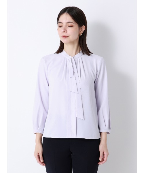 SUIT SQUARE（スーツスクエア）の「ボウタイタックブラウス 7分袖 ウォッシャブル ジョーゼット メタルパーツ（シャツ/ブラウス・レディース・オフホワイト/ラベンダー/ネイビー/ミント/クリーム・38(9号)）」の17枚目の写真