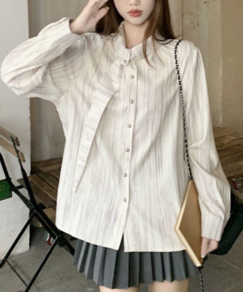 SallyLunn(サリーラン)の「マーブルリボン襟ブラウス(シャツ/ブラウス・レディース・ホワイト・MEDIUM/LARGE/X-LARGE)」の1枚目の写真