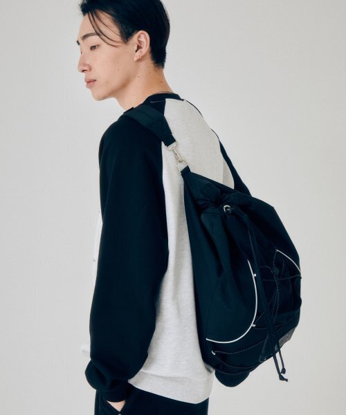 VISION STREET WEAR(ヴィジョンストリートウェア)の「VSW 2way Sling Bag Black(バックパック/リュック・レディース・その他・FREE)」の4枚目の写真