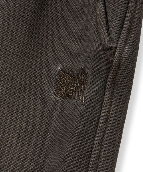 BROWNBREATH（ブラウンブレス）の「W TAG DIRTY SWEAT PANTS - BROWN（スウェットパンツ・メンズ・その他・S/M）」の5枚目の写真