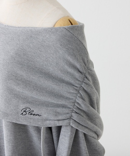 one after another NICE CLAUP（ワンアフターアナザーナイスクラップ）の「フード付きオフショルパーカーワンピース（パーカー・レディース・ピンク/オフホワイト/杢グレー・FREE）」の7枚目の写真