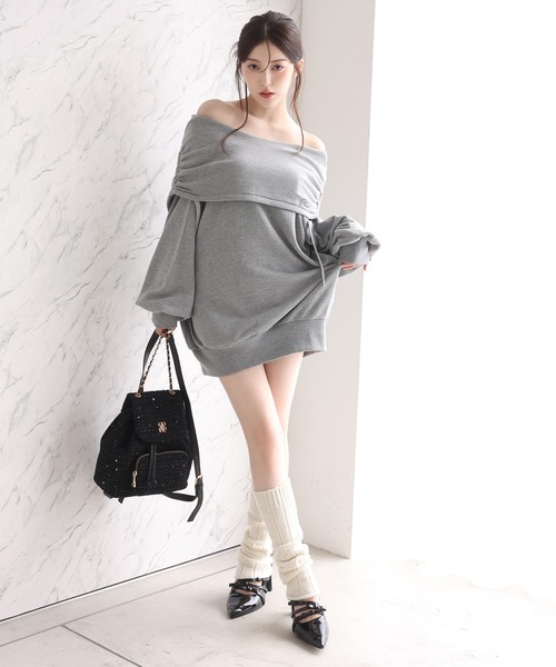 one after another NICE CLAUP（ワンアフターアナザーナイスクラップ）の「フード付きオフショルパーカーワンピース（パーカー・レディース・ピンク/オフホワイト/杢グレー・FREE）」の13枚目の写真