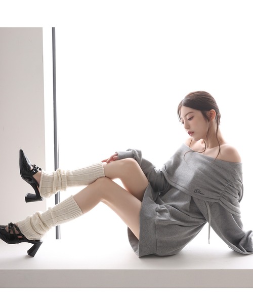 one after another NICE CLAUP（ワンアフターアナザーナイスクラップ）の「フード付きオフショルパーカーワンピース（パーカー・レディース・ピンク/オフホワイト/杢グレー・FREE）」の22枚目の写真