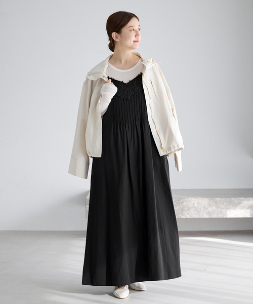 IENA（イエナ）の「《WEB限定/追加》レースキャミソールワンピース（ワンピース・レディース・ブラック・36/38）」の10枚目の写真