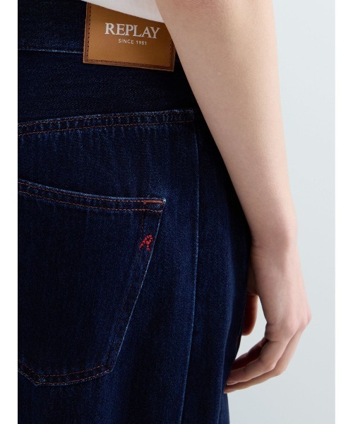 REPLAY（リプレイ）の「バギーフィットNARJA インディゴデニム（デニムパンツ・レディース・ダークブルー・W27xL30/W23xL30/W24xL30/W28xL30/W26xL30/W25xL30）」の7枚目の写真