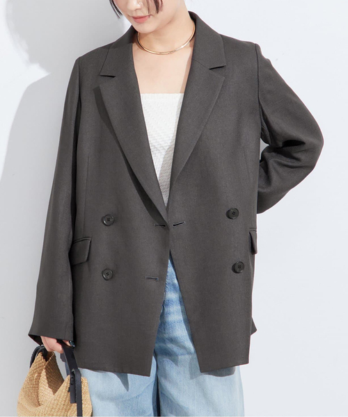 journal standard L'essage(ジャーナルスタンダードレサージュ)の「アイアスダブルブレステッドジャケット(テーラードジャケット・レディース・チャコールグレー/ベージュ・36/38)」の1枚目の写真