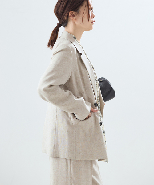 journal standard L'essage(ジャーナルスタンダードレサージュ)の「アイアスダブルブレステッドジャケット(テーラードジャケット・レディース・チャコールグレー/ベージュ・36/38)」の8枚目の写真