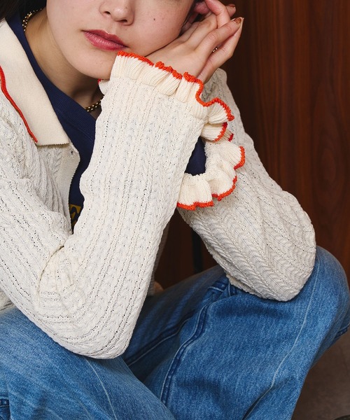 ROSE BUD（ローズバッド）の「RUFFLED KNIT CARDIGAN（カーディガン/ボレロ・レディース・ホワイト/グレー・ONE SIZE）」の3枚目の写真