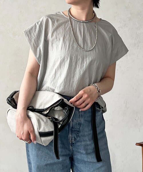 un dix cors(アンディコール)の「前後切り替えプルオーバー(Tシャツ/カットソー・レディース・ブラック/アイボリー・FREE)」の9枚目の写真