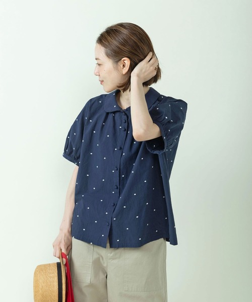 PAR ICI(パーリッシィ)の「DOT刺繍 丸襟ブラウス(セットアップ対応)(シャツ/ブラウス・レディース・ネイビー/アイボリー・FREE)」の2枚目の写真