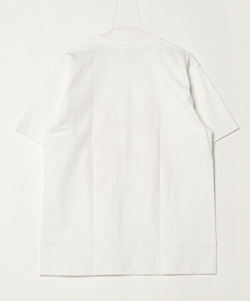 A BATHING APE(アベイシングエイプ)の「ABC CAMO SHARK TEE(Tシャツ/カットソー・メンズ・ホワイト×ブルー/ブラック×グリーン/ホワイト×グリーン/ホワイト×ピンク/ブラック×ブルー/ブラック×ピンク・SMALL/XX-LARGE/X-LARGE/LARGE/MEDIUM/XXX-LARGE)」の7枚目の写真
