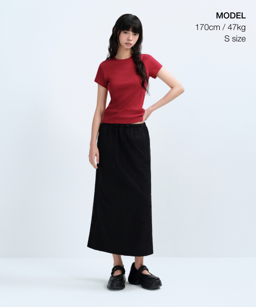 MUSINSA STANDARD WOMAN（ムシンサスタンダードウーマン）の「ウィメンズスリムクルーネックTシャツ[チリレッド]（Tシャツ/カットソー・レディース・その他・MEDIUM/SMALL/X-SMALL/LARGE/X-LARGE）」の2枚目の写真
