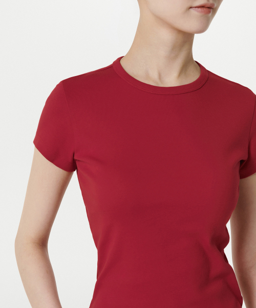MUSINSA STANDARD WOMAN（ムシンサスタンダードウーマン）の「ウィメンズスリムクルーネックTシャツ[チリレッド]（Tシャツ/カットソー・レディース・その他・MEDIUM/SMALL/X-SMALL/LARGE/X-LARGE）」の5枚目の写真