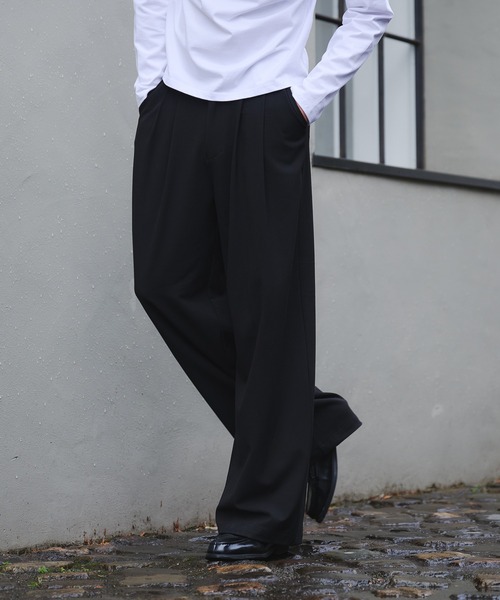 Regen Glanz（レーゲングランツ）の「2 tuck straight slacks / ツータックストレートスラックス（スラックス・メンズ・グレー/ブラック・LARGE/SMALL/MEDIUM）」の4枚目の写真