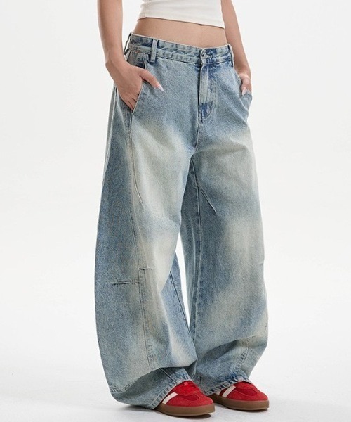 gossip!ロサンゼルス(ゴシップロサンゼルス)の「フェード加工 ワイドレッグデニムパンツ(デニムパンツ・レディース・インディゴブルー・FREE)」の7枚目の写真