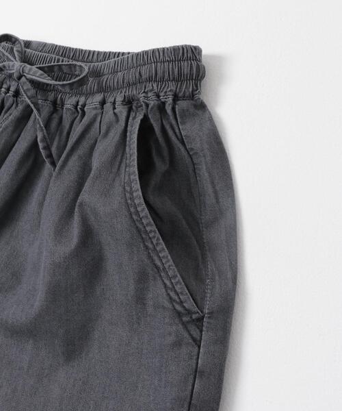 ITEMS URBANRESEARCH(アイテムズ アーバンリサーチ)の「『洗濯可』レーヨンデニムワイドパンツ(デニムパンツ・レディース・ブルー/ワンウォッシュ/ブラック・FREE)」の15枚目の写真