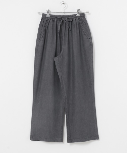 ITEMS URBANRESEARCH（アイテムズ アーバンリサーチ）の「レーヨンデニムワイドパンツ（デニムパンツ・レディース・ブルー/ワンウォッシュ/ブラック・FREE）」の4枚目の写真