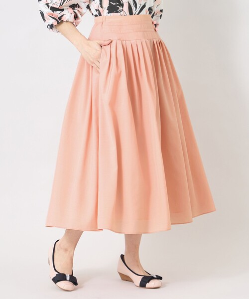 TO BE CHIC(トゥー ビー シック)の「ブライトクロスリボンタック スカート(スカート・レディース・ブラック/ピンク系その他2/ベージュ・40)」の3枚目の写真