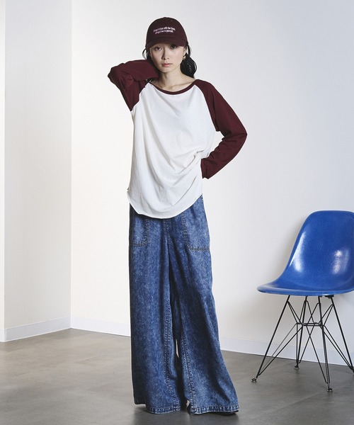 ROSE BUD(ローズバッド)の「COLOR BLOCK RAGLAN TEE(Tシャツ/カットソー・レディース・オフホワイト/ライトブルー・ONE SIZE)」の8枚目の写真