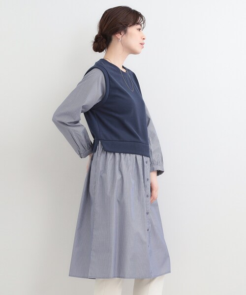 SHOO・LA・RUE(シューラルー)の「【S-LL/体型カバー】ストライプが爽やか ベストドッキングシャツワンピース(ワンピース・レディース・ブラック系4/ネイビー系4/ベージュ系その他7・04/03/02/01)」の13枚目の写真