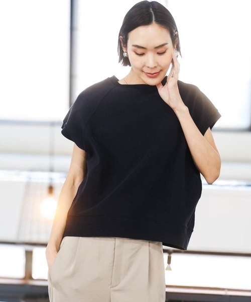 MICHEL KLEIN(ミッシェル・クラン)の「オーガニックコットン フレンチスリーブプルオーバー(Tシャツ/カットソー・レディース・ライラック/ネイビー/ベージュ・38)」の2枚目の写真