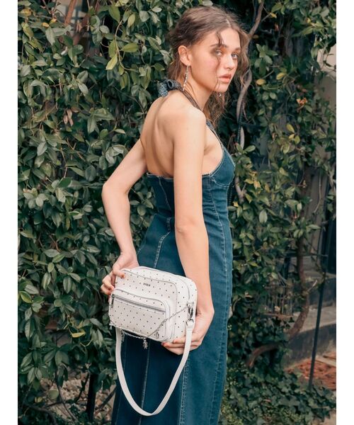 EVRIS(エヴリス)の「【500mlペットボトルも入る!】CHARMハンドBAG ドット柄(ハンドバッグ・レディース・イエロー/ブラック/ホワイト・FREE)」の22枚目の写真