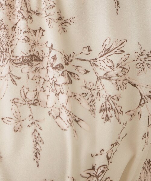 index(インデックス)の「フラワーハイネックタックワンピース【洗濯機OK/イージーアイロン/防シワ】(ワンピース・レディース・ネイビー系/アイボリー系/ベージュ系その他4・42/40/38/36)」の12枚目の写真