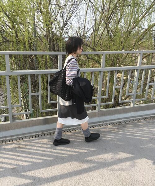 MUWM(ムウム)の「ダブルレイヤースカート Double Layer Skirts (チャコール)(スカート・レディース・チャコール・OS)」の13枚目の写真