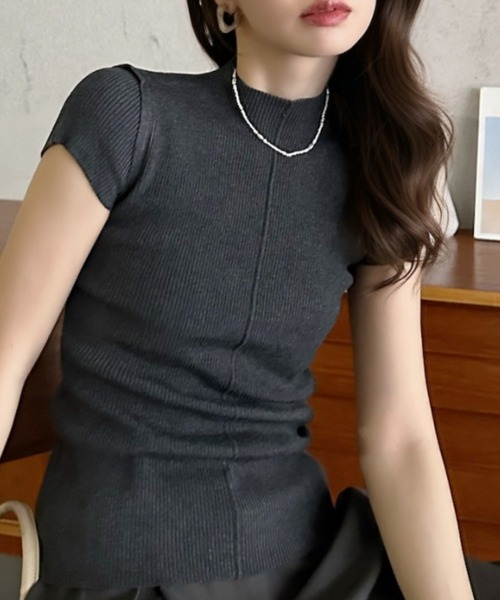 Eclat one(エクラワン)の「【Eclat one】ベーシック ハイネック コンパクト ニット 半袖 トップス(ニット/セーター・レディース・ブラウン/ダークグレー/ベージュ・FREE)」の7枚目の写真
