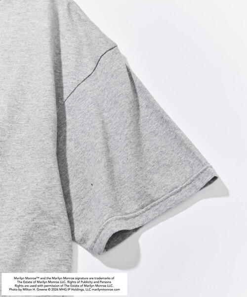 FREAK'S STORE(フリークスストア)の「マリリンモンロー フェイスクラック フォト Tシャツ(Tシャツ/カットソー・メンズ・ブラック/ホワイト/ライトグレー・LARGE/SMALL/MEDIUM)」の7枚目の写真
