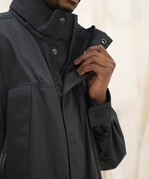 KALAPATTHAR(カラパタール)の「Poly Cotton RIB Double Placket Long-Jacket - GREY(ナイロンジャケット・メンズ・その他・MEDIUM/LARGE)」の2枚目の写真