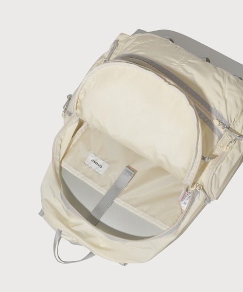 COVERNAT(カバーナット)の「LIGHT NYLON BACKPACK(バックパック/リュック・メンズ・スカイブルー/アイボリー/ブラック・FREE)」の16枚目の写真
