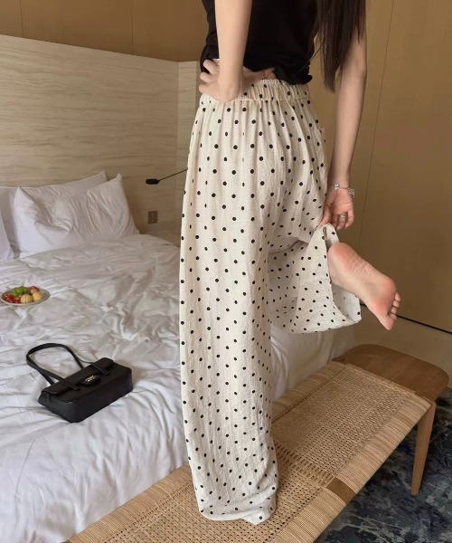 Vipoa（ヴィポア）の「Dot loose pants（その他パンツ・レディース・ベージュ/ホワイト/ブラック・FREE）」の13枚目の写真