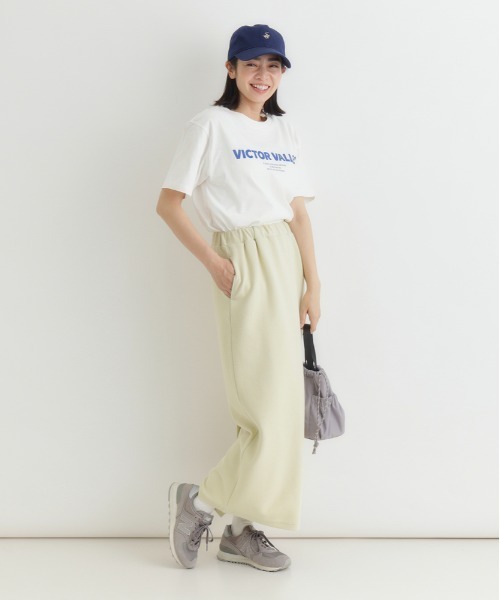 Right-on(ライトオン)の「【HONEYSUCKLE ROSE】アソートグラフィックTシャツ (半袖カットソー / プリントロゴ / クルーネック / ラウンドヘム / ゆったり / 体型カバー)(Tシャツ/カットソー・レディース・オフホワイト/ブルー/ブラウン/ホワイト/ライトグレー/イエロー/ダークグレー/キナリ・S/M/L)」の14枚目の写真