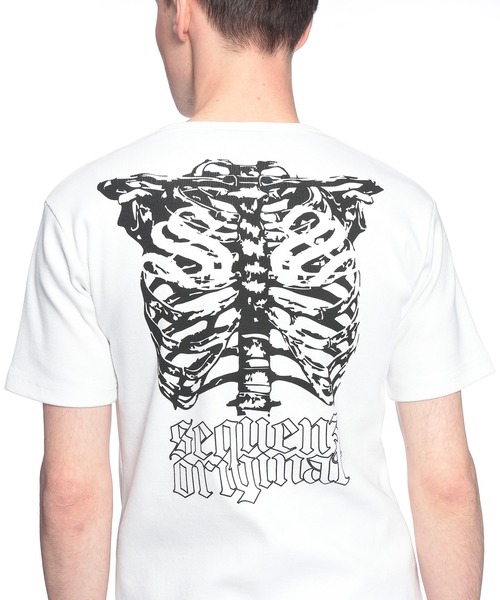 SEQUENZ(シークエンズ)の「SEQUENZ (シークエンズ) Tシャツ 半袖 バックプリント リブ素材 カットソー メンズ レディース(Tシャツ/カットソー・メンズ・ホワイト/ブラック・M/L)」の13枚目の写真