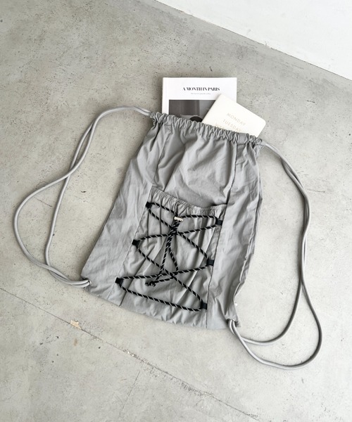 wears（ウェアーズ）の「【A4収納可】ナイロンドローストリングナップサック（バックパック/リュック・レディース・アイボリー/グレー/ブラック・FREE）」の14枚目の写真