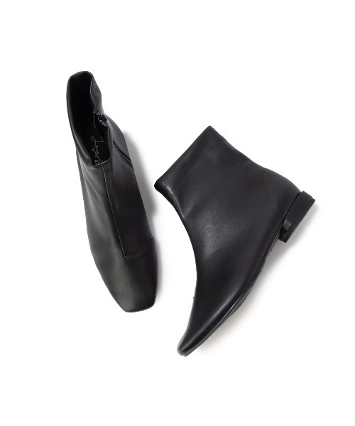 Launa lea(ラウナレア)の「【レイン対応】Rainy Dayストレッチスクエアトゥショートブーツ(R9024)(レインシューズ・レディース・ブラック/アイボリー・M/S/LL/L)」の9枚目の写真