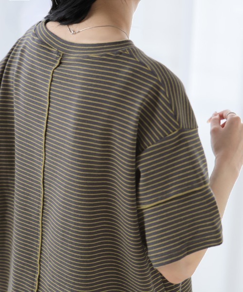 HUG.U(ハグユー)の「もっちりメロウボーダーTシャツ(Tシャツ/カットソー・レディース・ダークグレー/グレー×ホワイト/ホワイト×ブラック・FREE)」の10枚目の写真